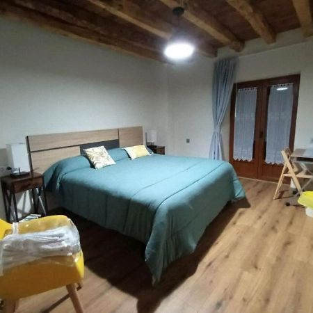 Apartamentos Turisticos Ribera Natura San Martin de Rubiales Екстер'єр фото