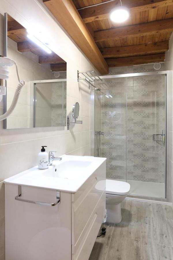 Apartamentos Turisticos Ribera Natura San Martin de Rubiales Екстер'єр фото