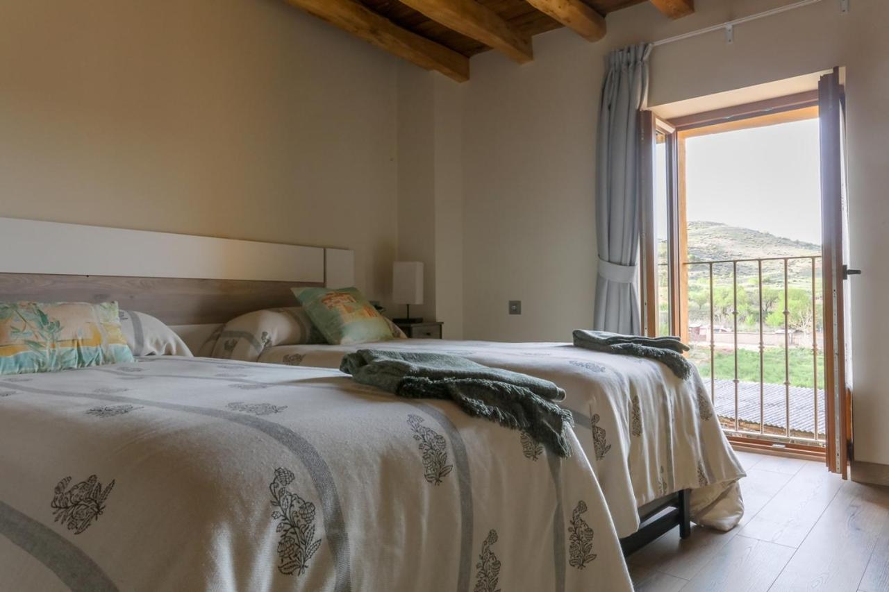 Apartamentos Turisticos Ribera Natura San Martin de Rubiales Екстер'єр фото