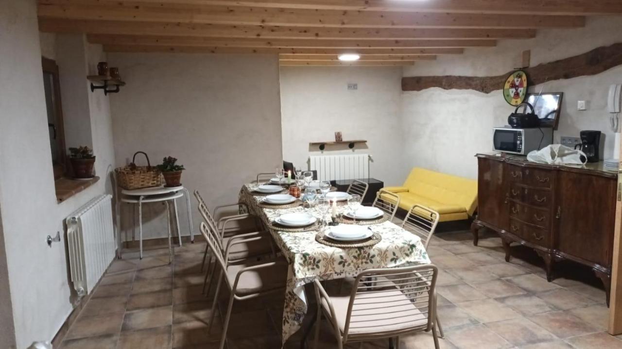Apartamentos Turisticos Ribera Natura San Martin de Rubiales Екстер'єр фото