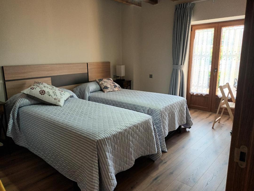 Apartamentos Turisticos Ribera Natura San Martin de Rubiales Екстер'єр фото
